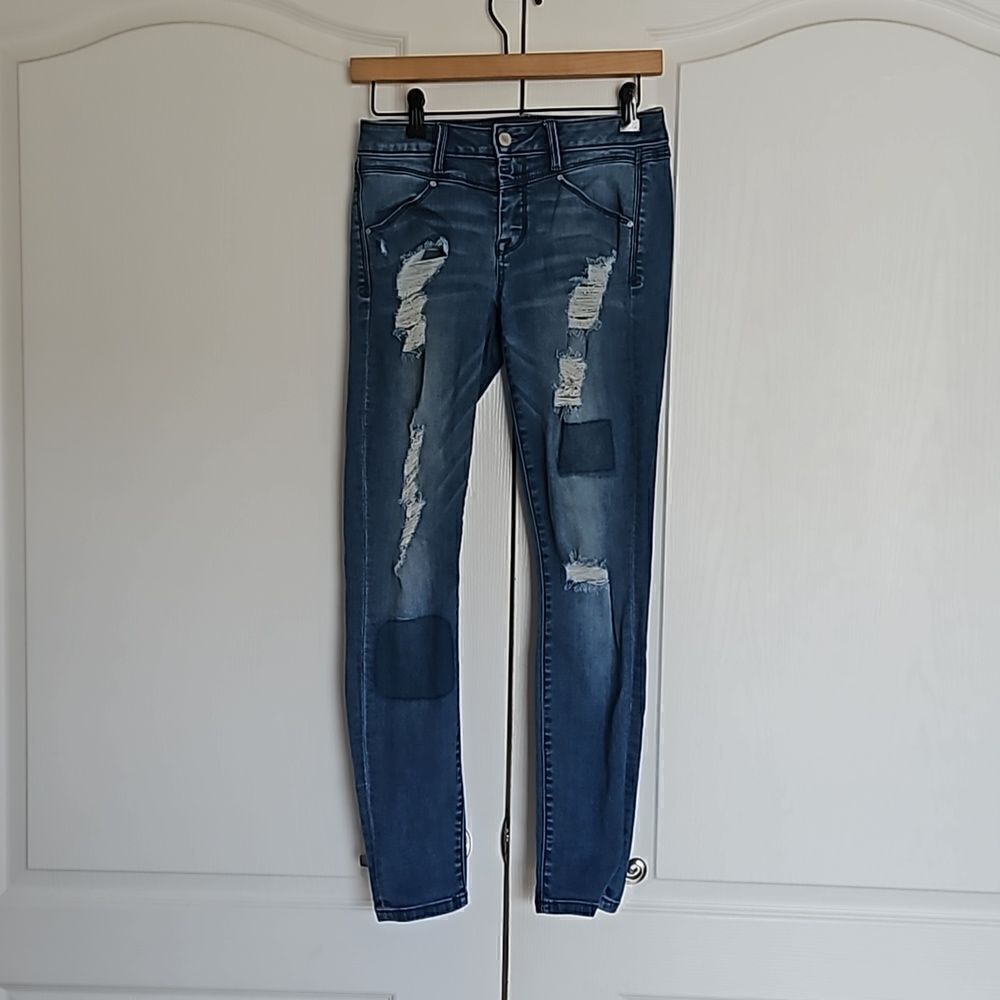Bebe Women's Distressed Denim Jean 27 Light Blue Washed